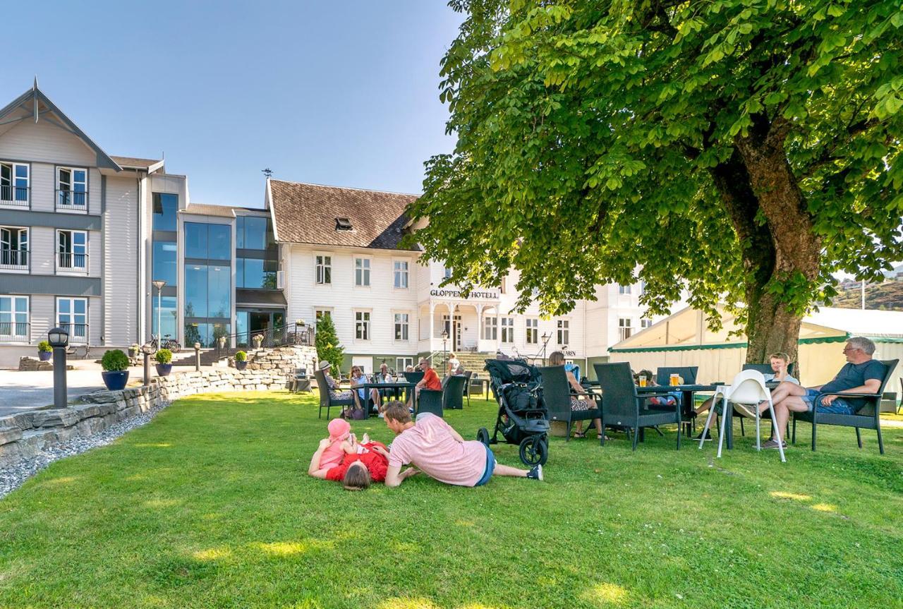 Gloppen Hotell - By Classic Norway Hotels Sandane Extérieur photo